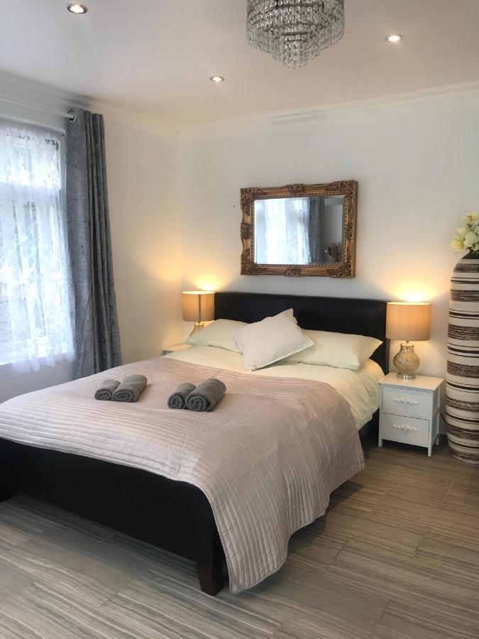 Studio Apartment Рейнхем Экстерьер фото